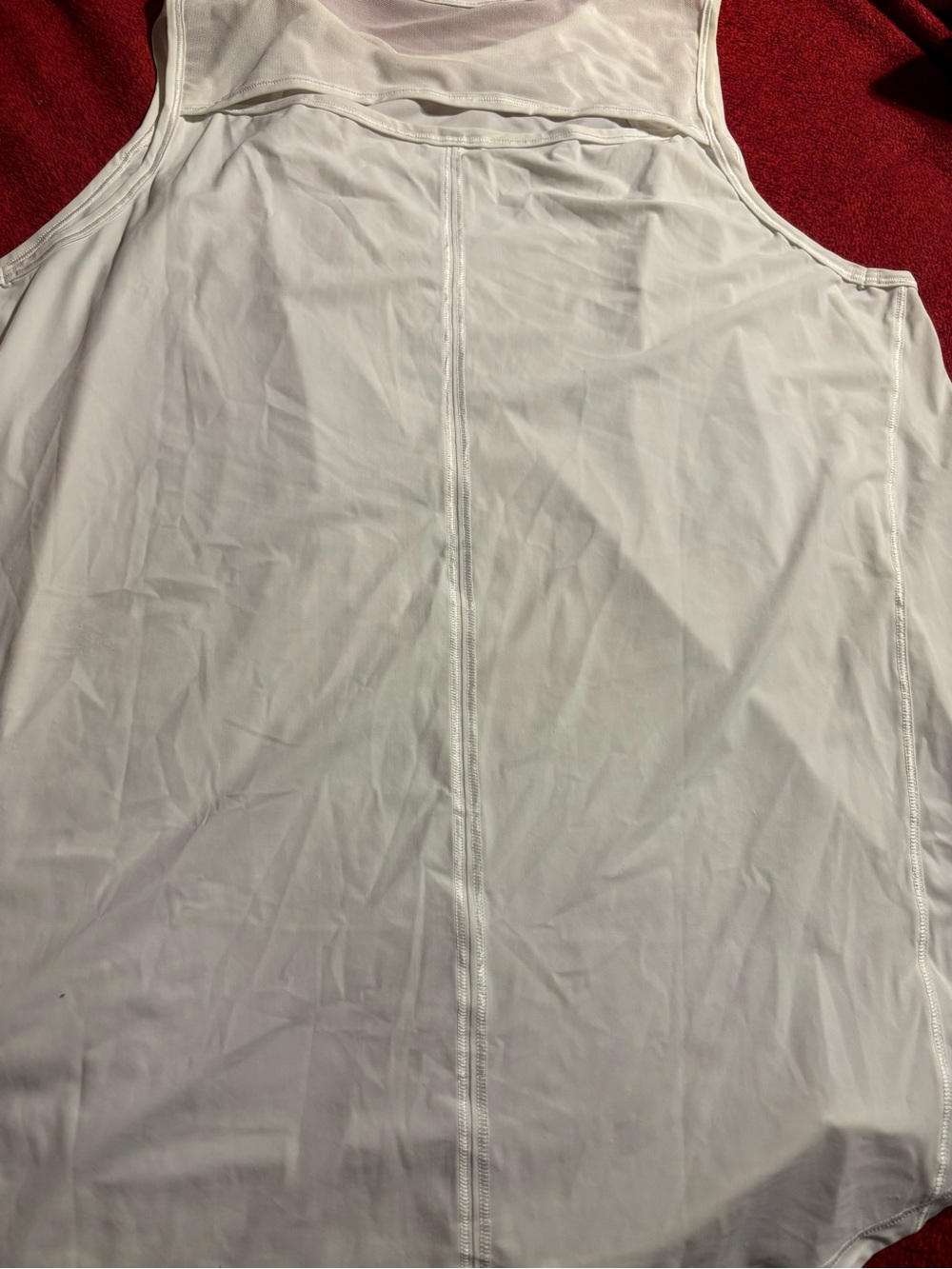 Lululemmon Sculpt Tank Top White Reflective Details. Size XL